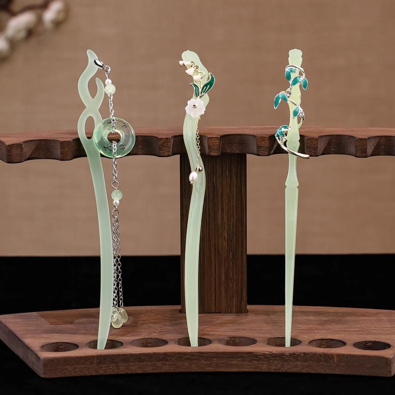 Nueva horquilla china 2025 nuevo estilo estilo antiguo horquilla mujer falda de cara de caballo de alta calidad estilo nacional horquilla de madera paso a paso horquilla tocado