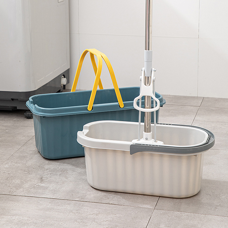 Capacious long rectangular plastic handheld garbage can for home use