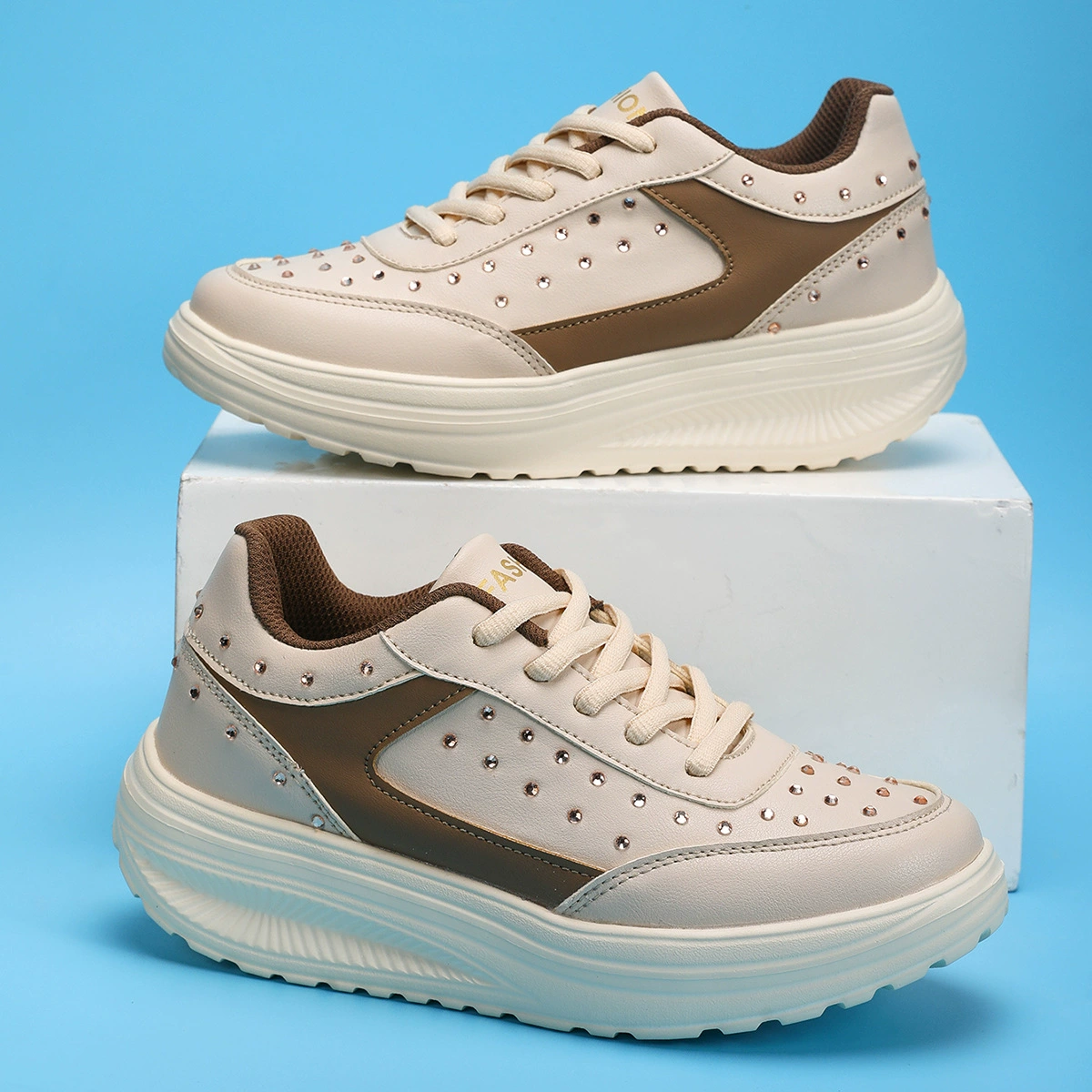 Весна и лето новые каучуки женские повседневные спортивные женские туфли водонепроницаемые легкие толстые подошвы для увеличения женских туфель