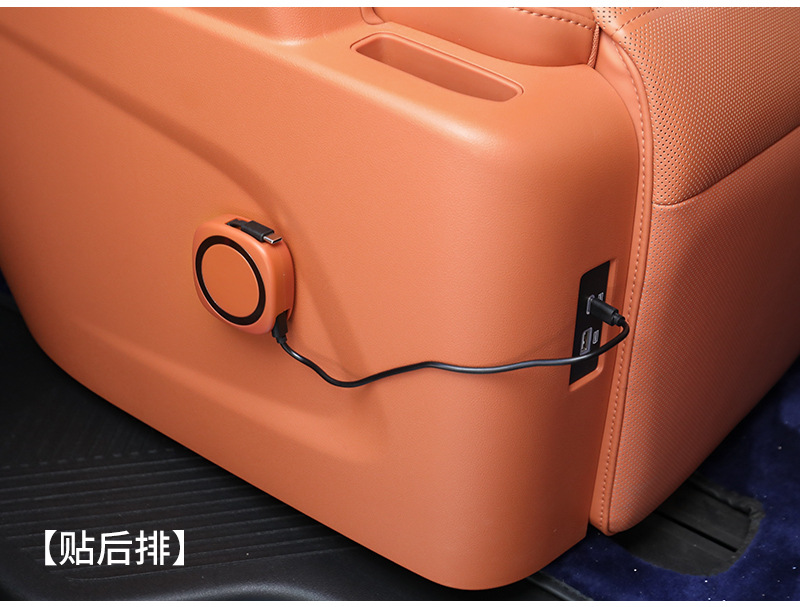 Magnetic Absorption Retractable Car Charging Cable 66W Fast Charging Type-C Data Cable Car Mobile Phone Charging Cable