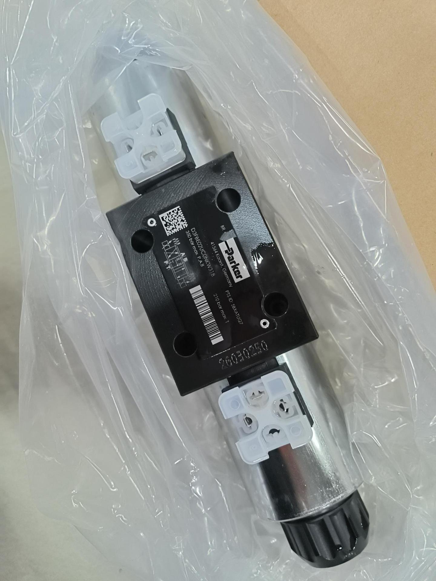 D3FBE02UC0NKW318   parker液压阀其他液压元件