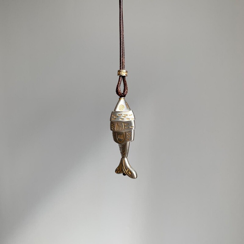 Retro Silver Splicing Small Fish Braided Rope Necklace, High-End, Exquisite, Niche and Unique Design Clavicle Chain Necklace