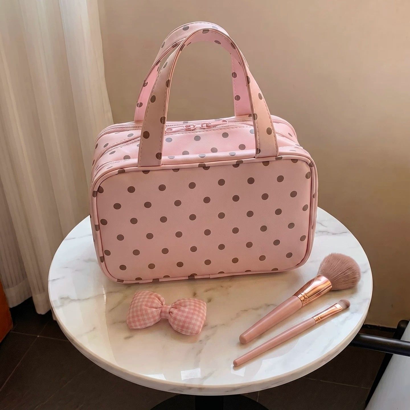 Polka Dot Portable Makeup Bag for Women, Super Large Capacity, Three-Layer Storage, Waterproof Travel Toiletry Bag, Cute and Stylish