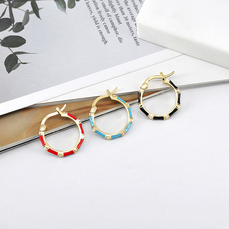 Simple Style Geometric Copper Hoop Earrings Enamel Plating Rhinestones Copper Earrings display picture 1