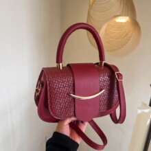 �羳�W�t�r���|��ͨ��С����Ů�����2026�¿�ٴ�ins�μ�б���