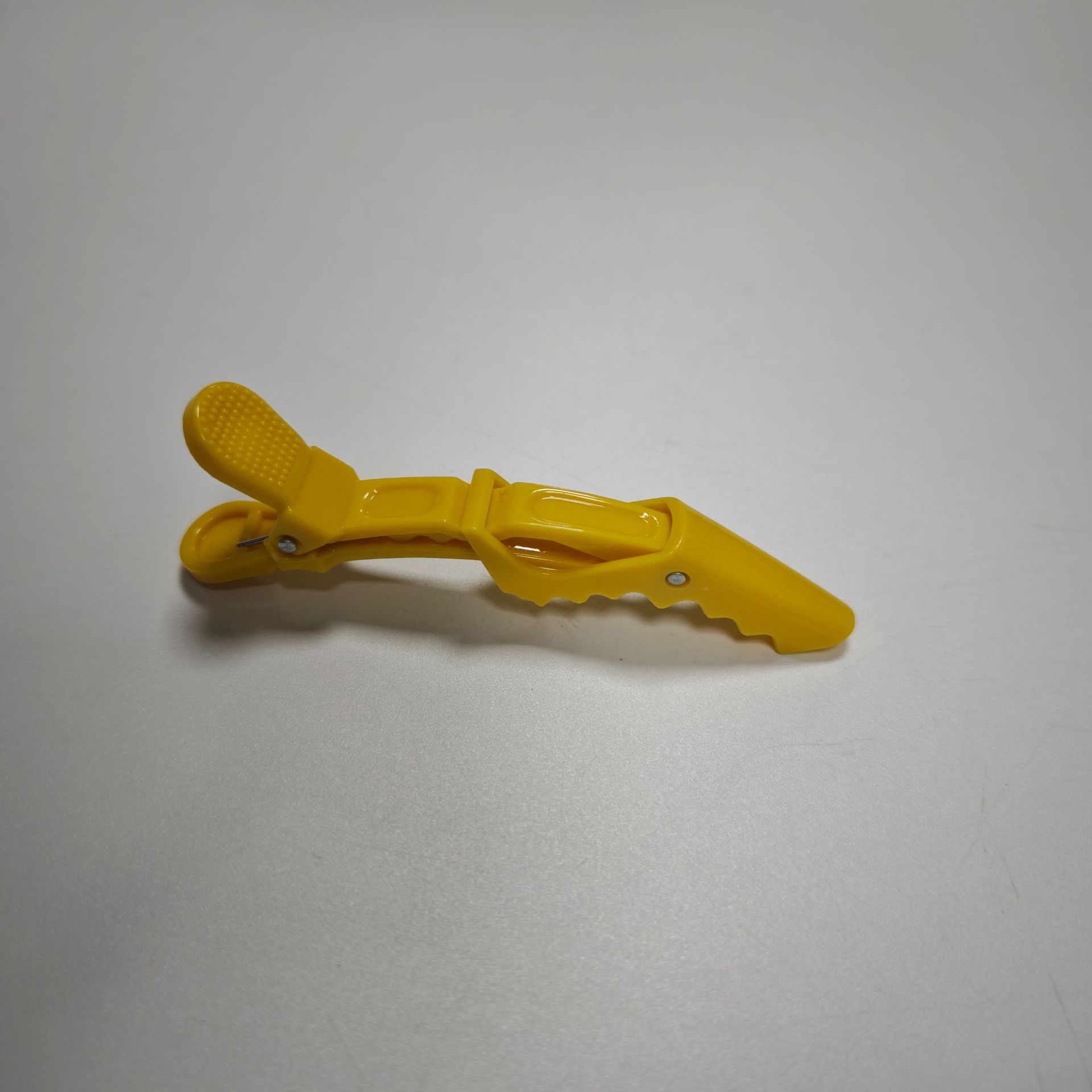 Professionele alligatorsectieclips voor haarkapsalon styling_voghion.com