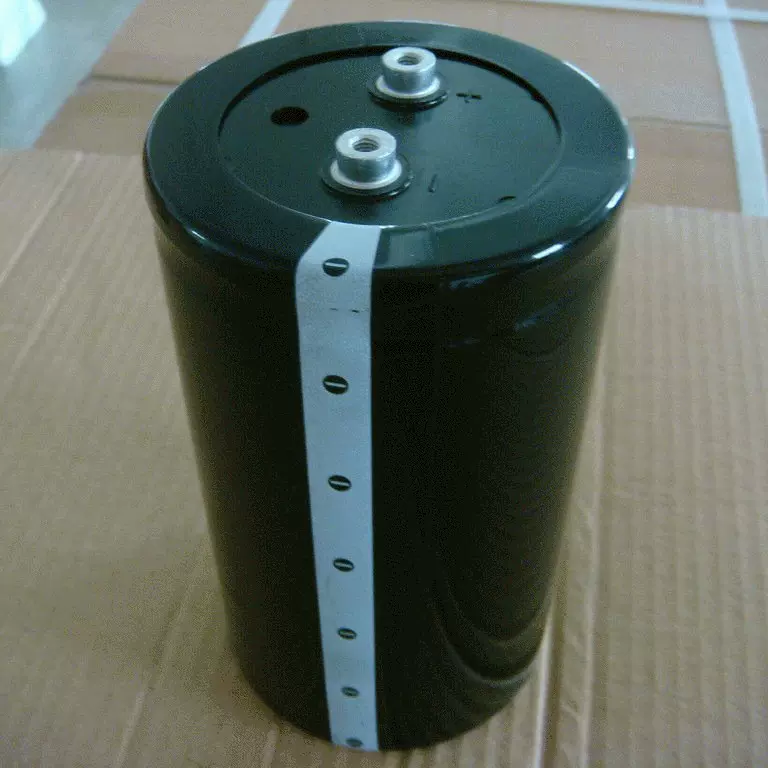 生产电容器厂家供应大型高压螺栓铝电解电容器