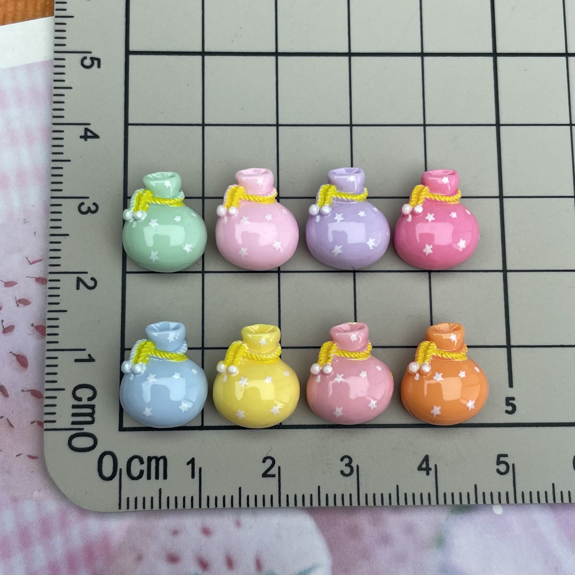 Campana nota nuevo Mini tamaño pequeño brillante resina accesorios horquilla teléfono Shell espárragos accesorios de uñas material pegatinas