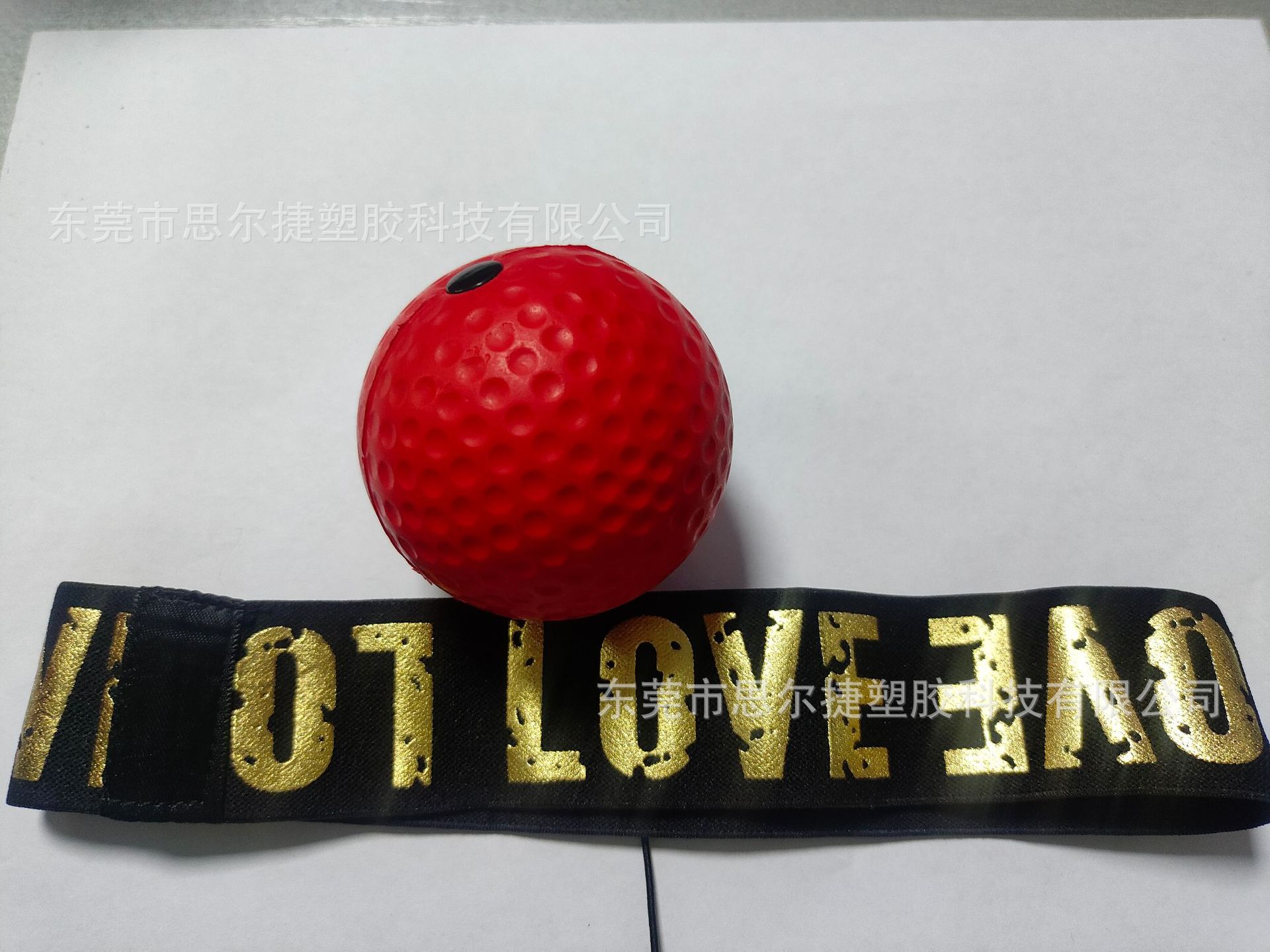 Красный световой шар + повязка на голову с буквой