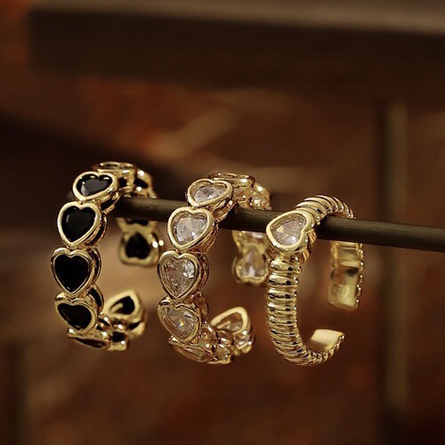 Gold Retro Vintage Style Heart Diamond Open Ring with Black Gold and Pearls, Fashionable Simple Pearl Tassel Design