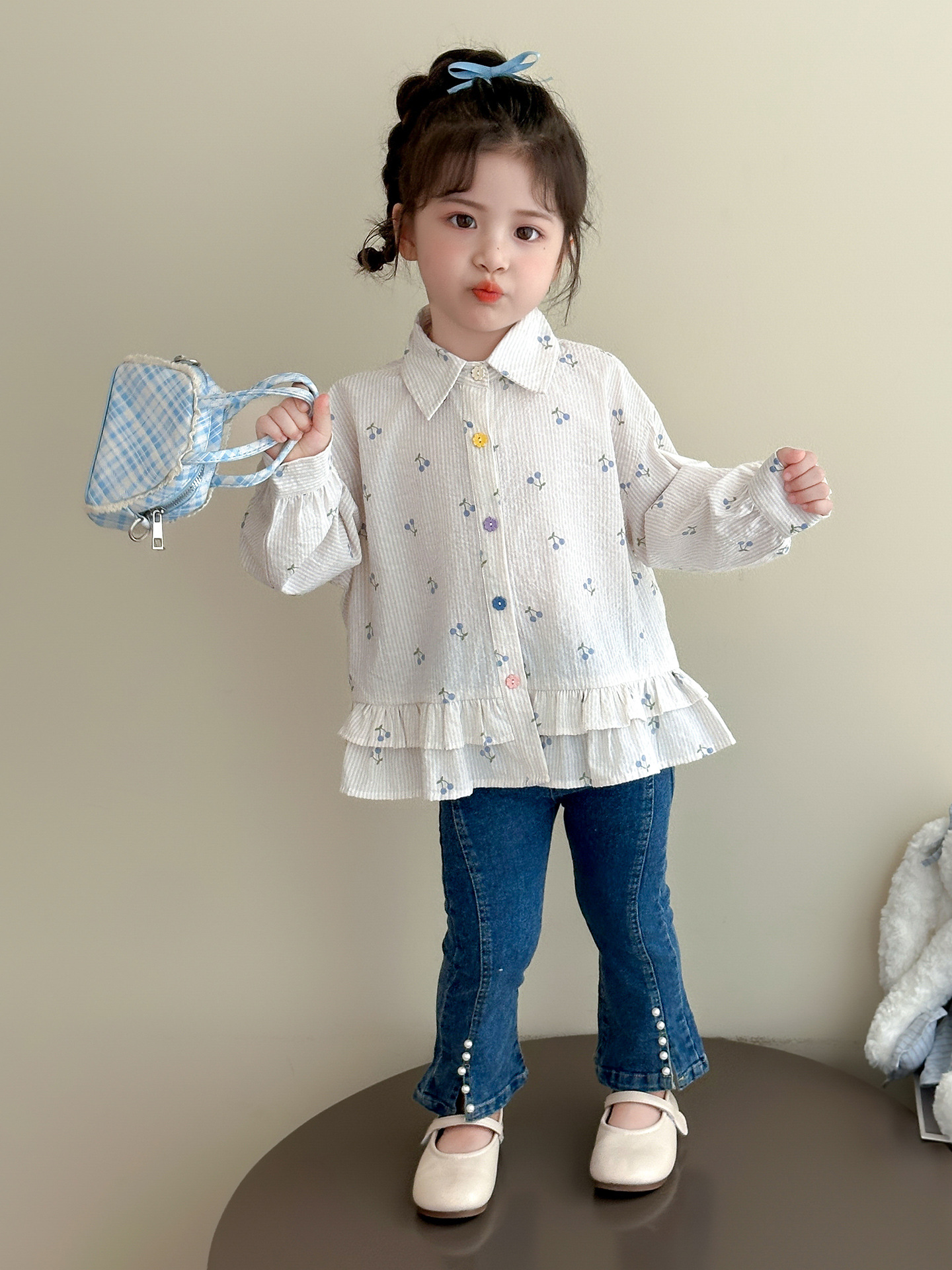 Camisas de niñas primavera y otoño 2025 nuevo bebé femenino estilo extranjero temprano otoño dulce camisa de manga larga ropa de otoño para niños