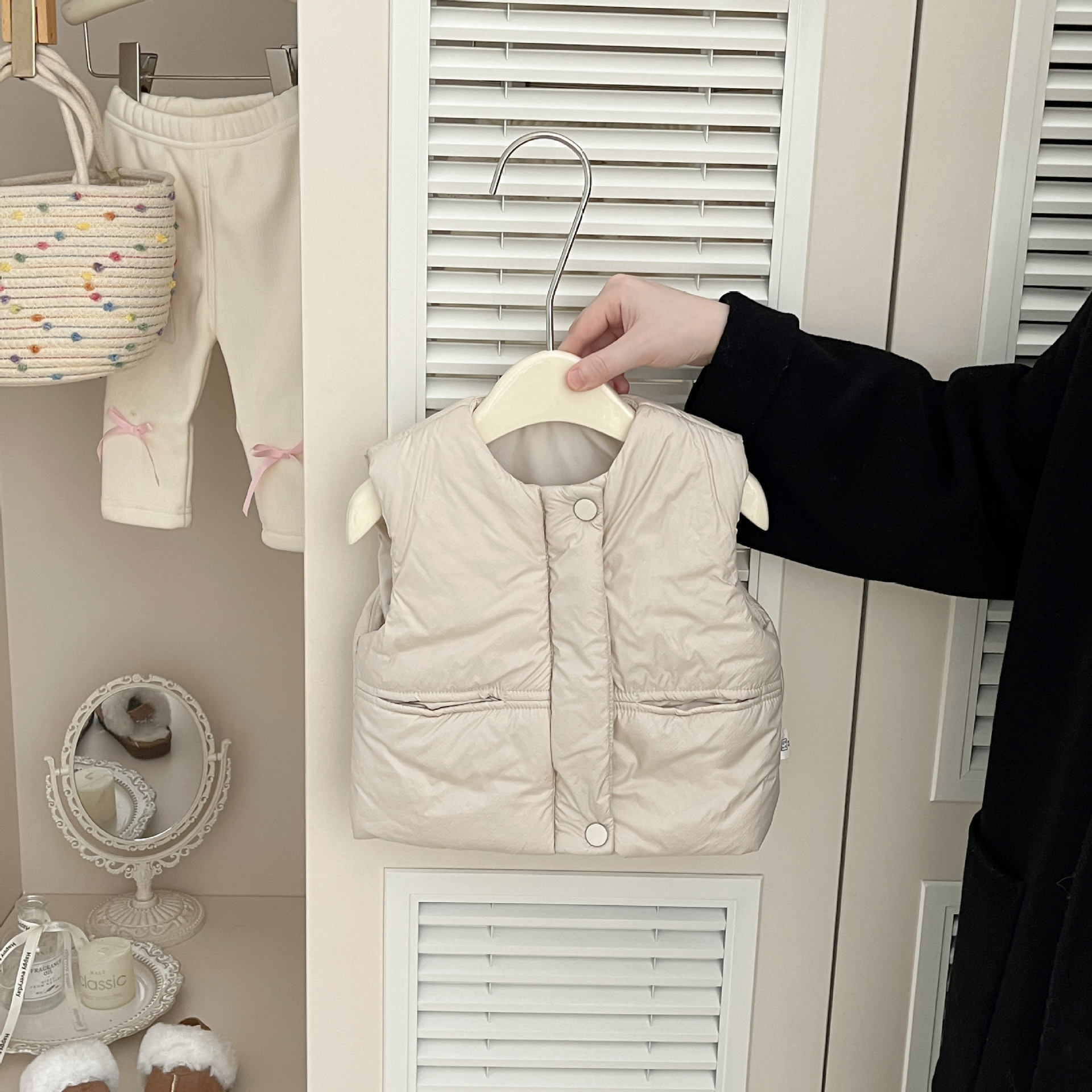 Chaleco de algodón coreano para niñas otoño y invierno para bebés más gruesos chaleco de bebé chaleco de moda caliente camisa de hombro