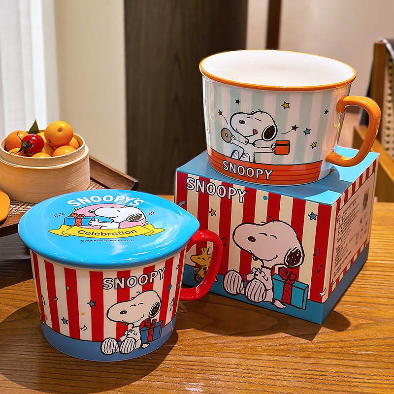 Snoopy co-marcado bol de fideos de cerámica, polvo de caracol, bol de microondas, gran capacidad, manejo de una sola oreja, caricatura para mujeres
