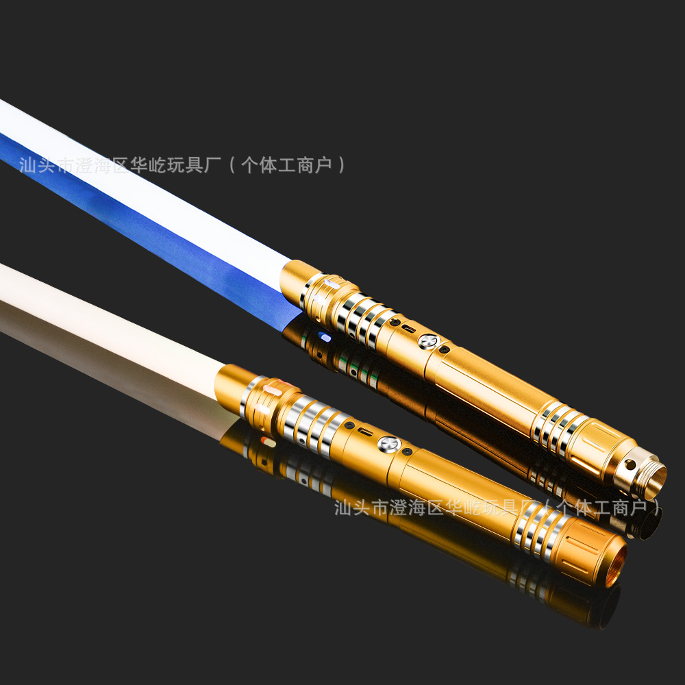 Espada láser de metal transfronteriza Palillo luminoso para niños Sable de luz de 7 colores dos en uno Juguete de espada láser luminosa recargable