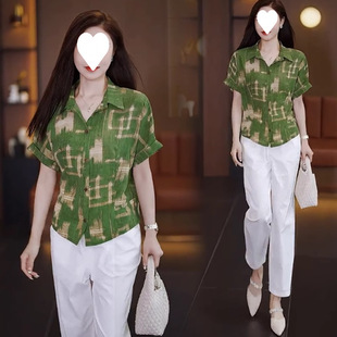 2025 Mom's Short-Sleeved Shirt Women's Summer New Loose Cover-Up Slimming Look Large Size Printed Chiffon Shirt Top