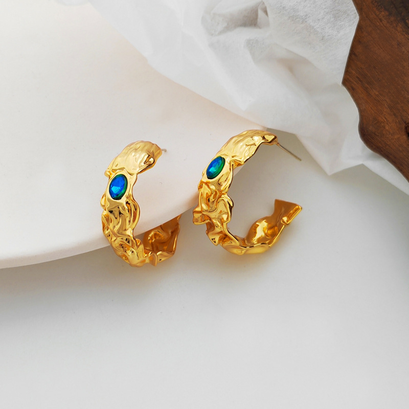 Vintage Style C Shape Copper Inlay Glass Earrings 1 Pair