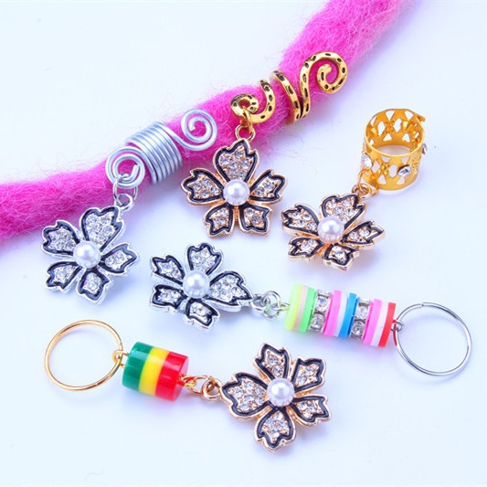 Wig dirty braid headdress braided hair ring hair ring spring alloy soft pottery Diamond-embedded large hole pendant hairpin DIY pendant