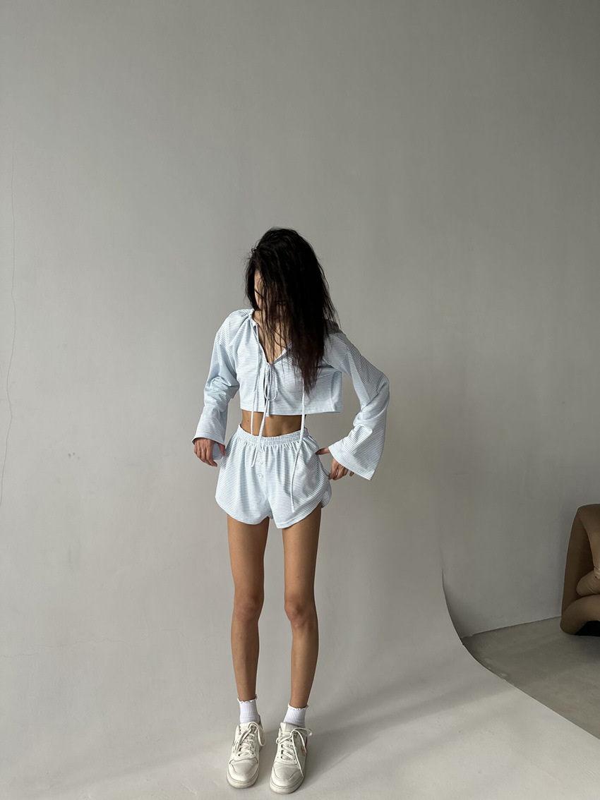 ChicShe 2025 European American Striped Knitted Cotton Pajamas Women, New Autumn And Winter Long Sleeve Shorts, Cross-Border_voghion.com