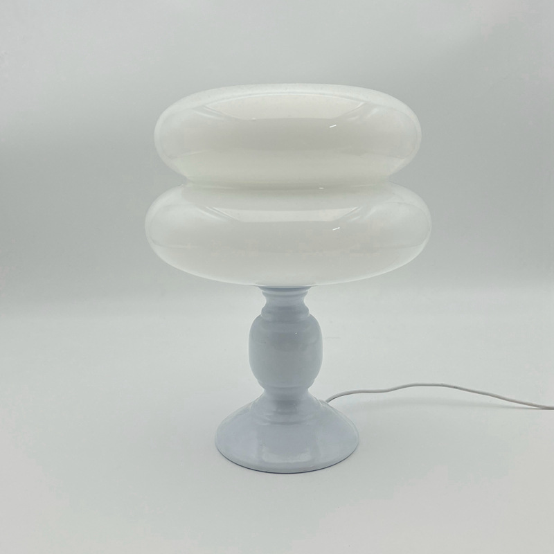 아이보리 화이트 + 화이트 햄버거