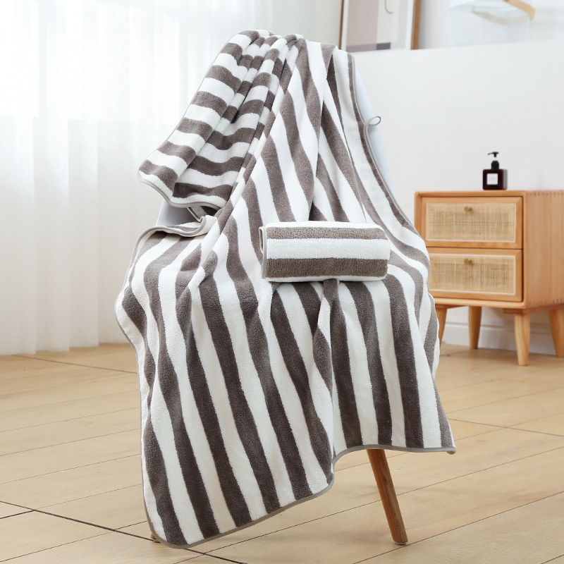 와이드 바 그레이