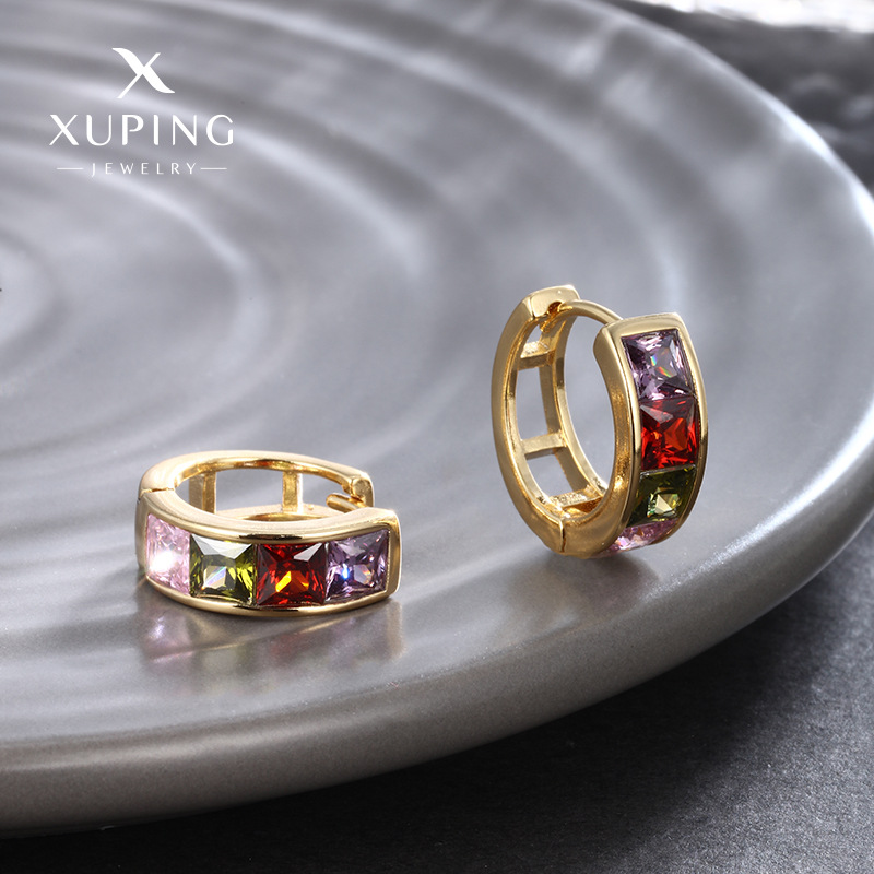 Joyas Xuping Pendientes cuadrados con incrustaciones de circonio Pendientes Pendientes de moda temperamento chapado en oro de 24K Pendientes de celebridades de Internet mujeres