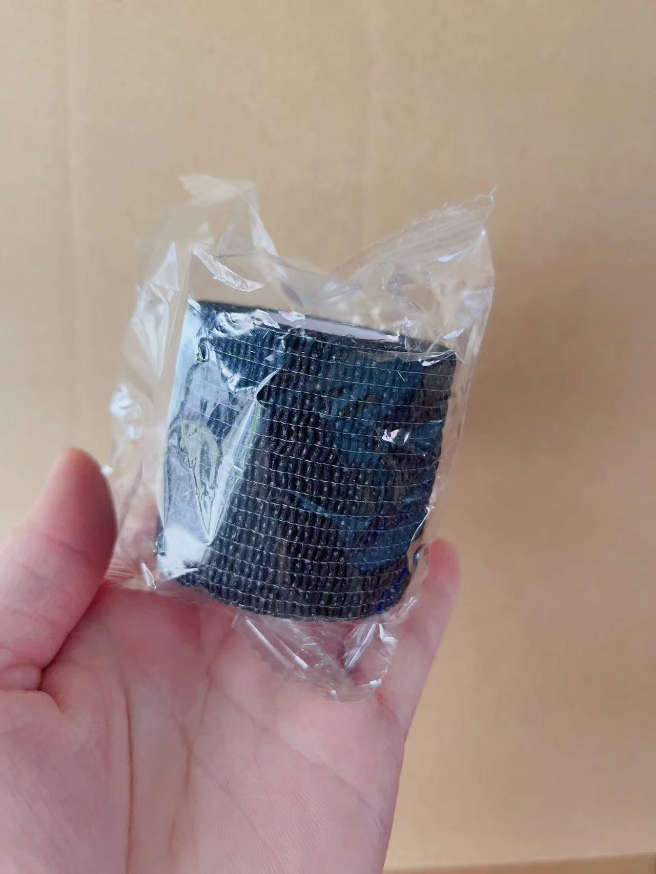 Fabricante universal no tejido elástico autoadhesivo vendaje escritura dedo tobillo vendaje deportes tatuaje mascota vendaje