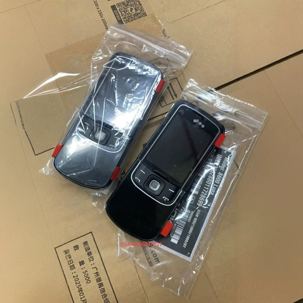 Nokia 8600 Luna sürüşməli mobil telefon