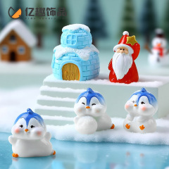 跨境新品可爱滚雪球企鹅圣诞老人公仔 diy装饰品配件车载桌面摆件
