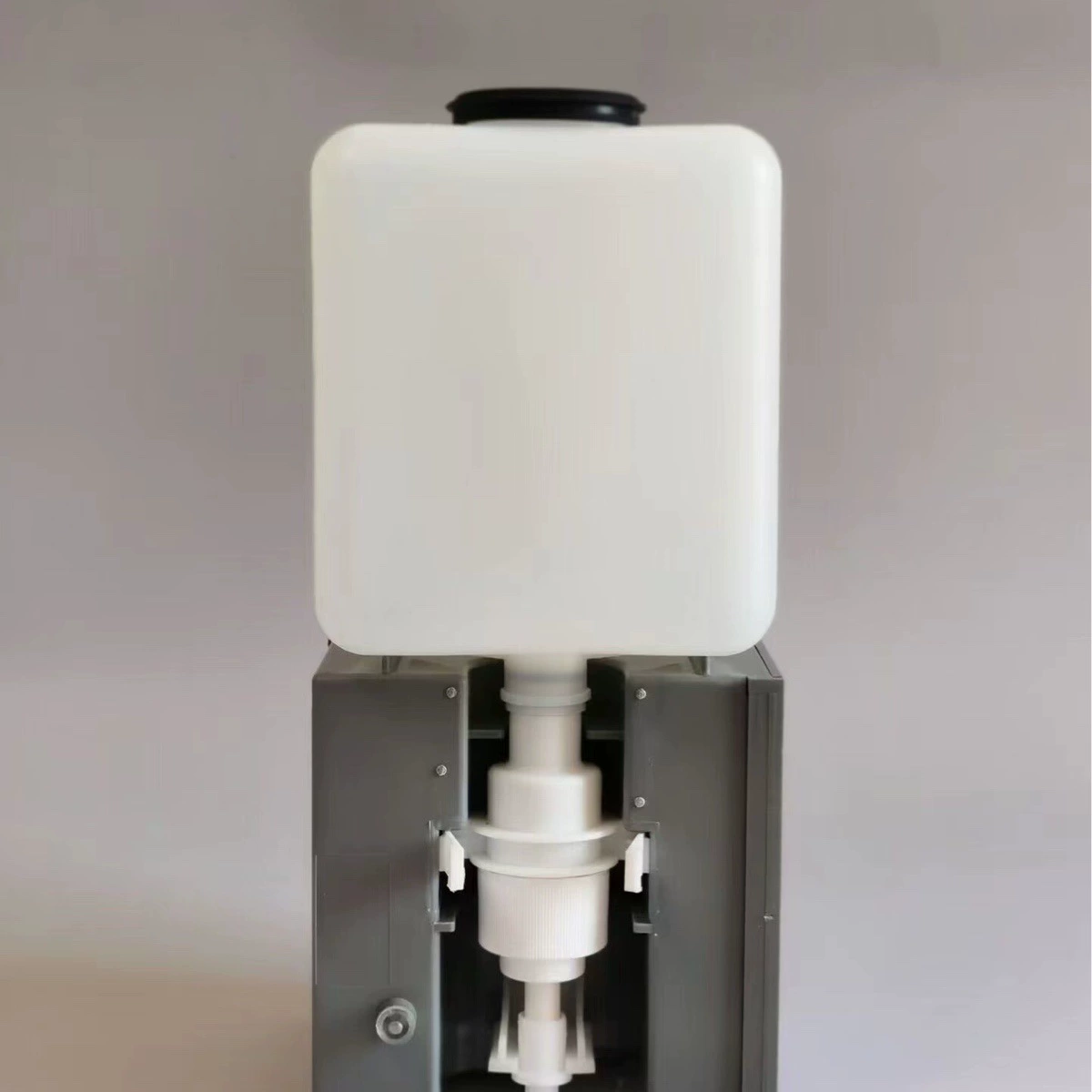 Soap, spray, automatic dynamic induction accessories