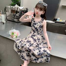 女童吊带连衣裙2026新款大童女装洋气碎花裙儿童夏季度假风沙滩裙