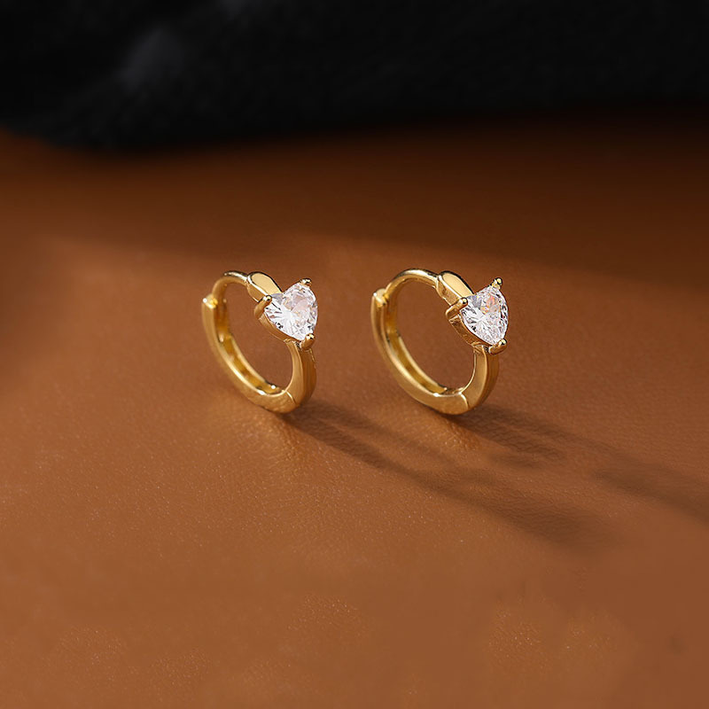 S925 plata esterlina amor Zircon pendientes ins simple aretes de aretes de aretes de viento frío nicho orejas mujeres