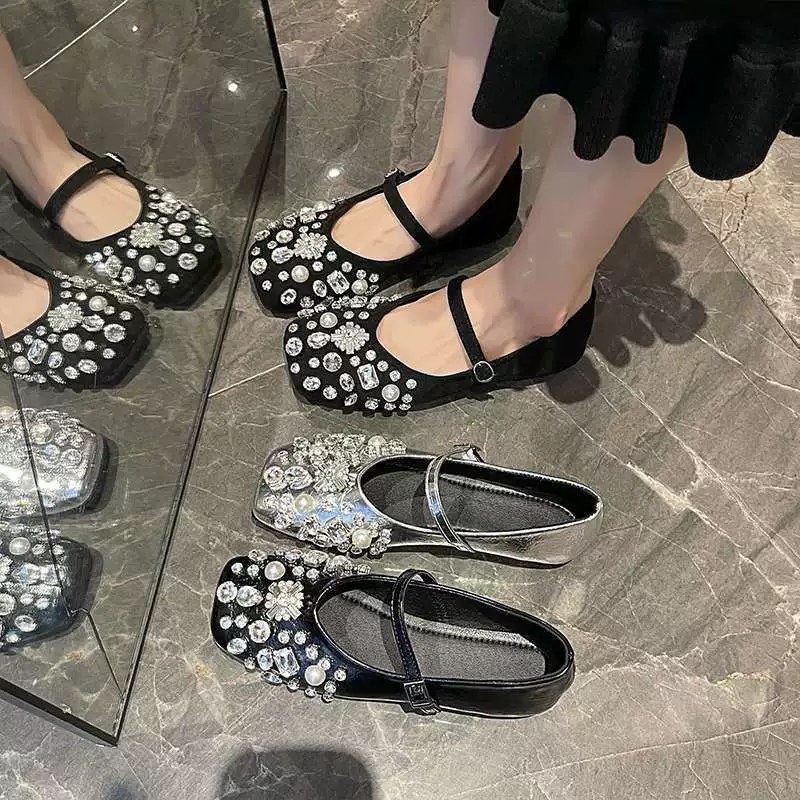 Женские туфли Мэри Джейн с серебряными пайетками в стиле французской феи, летняя новинка 2025 года, с юбкой, балетки