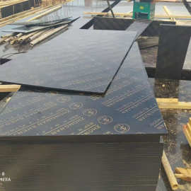 plywood板18mm工地黑清水模板福建厂家批发镜面效果好无需抹灰