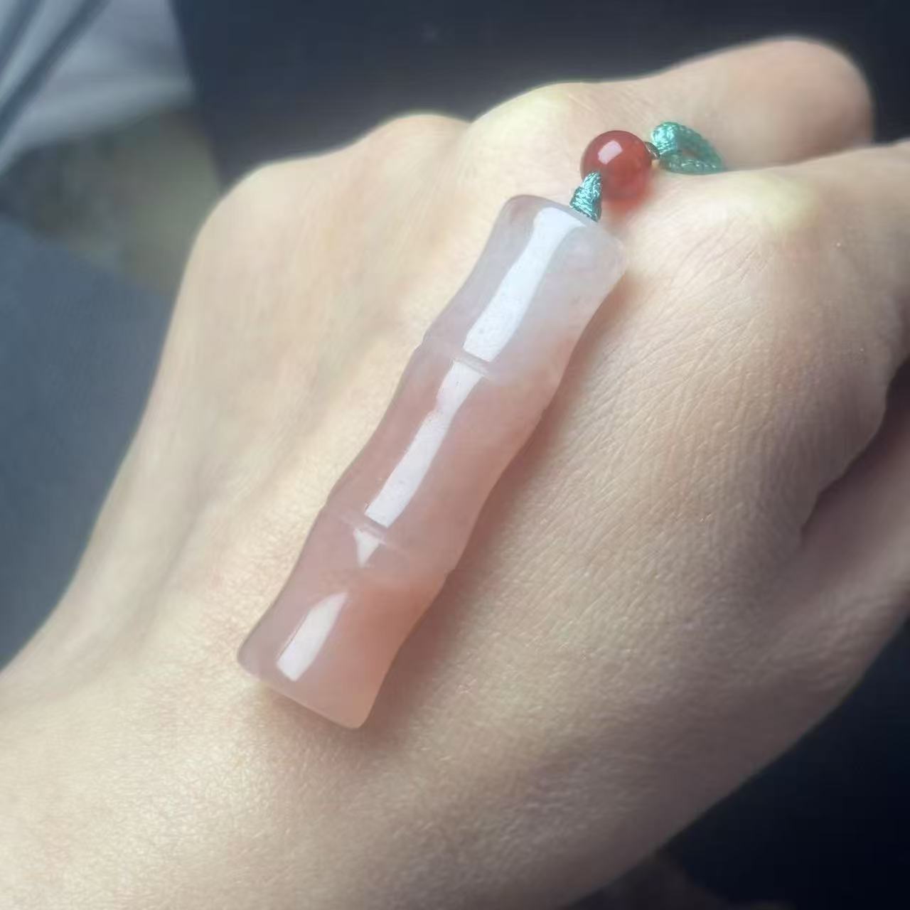 복숭아꽃 양조 대나무 펜던트에는 로프가 함께 제공됩니다(로프는 무작위입니다).