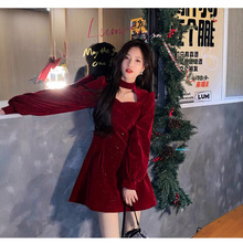 �tɫ��z�q�B��ȹŮ�b���b����Ů�񷶸߼���С���Ӻձ��LС�Y��