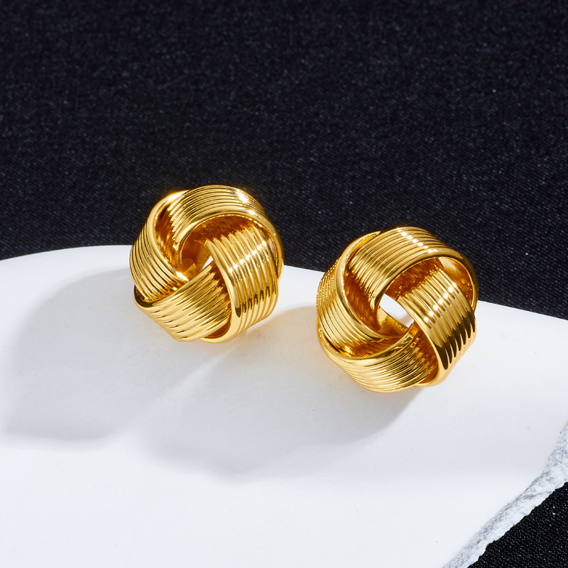 1 Pair Simple Style Solid Color Plating Copper Gold Plated Ear Studs display picture 1