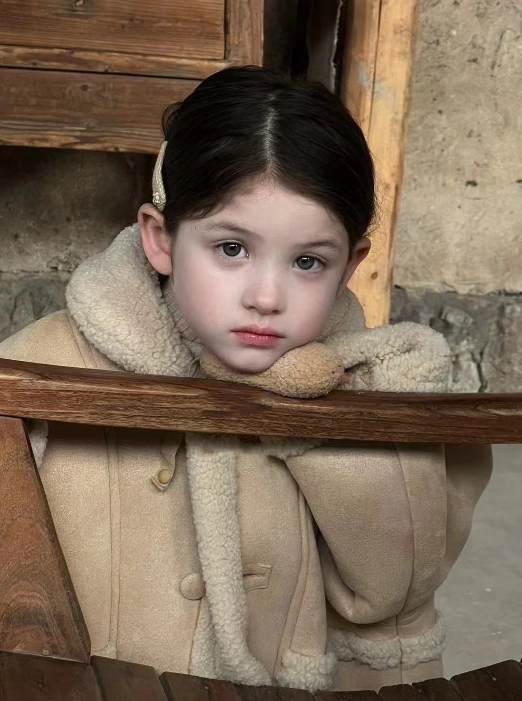 Vêtements pour enfants Manteau pour filles en peau d'agneau épaisse composite en peau de cerf camel manteau chaud vêtements d'extérieur_voghion.com