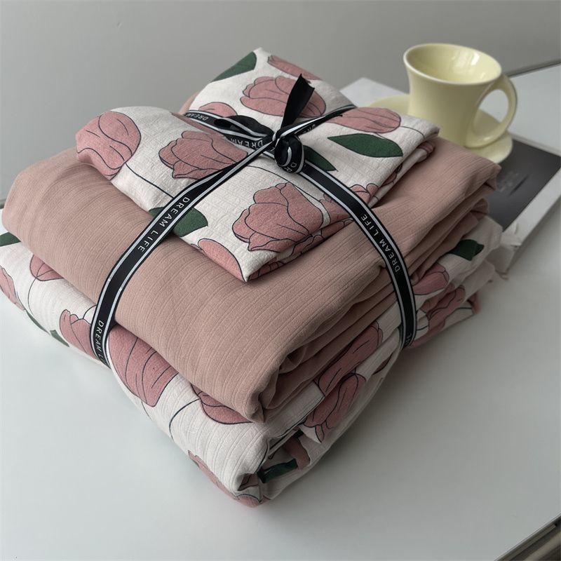 ClAss A JAcquArd XiAozhu Cotton Bed Four-piece Set Double-lAyer GAuze FlorAl Quilt Cover Student Dormitory Bed Sheets Three-piece Set 4 Free Shipping