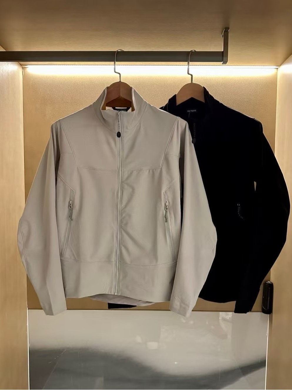 Bird Family Mame Style GAMMA Jacket Chaqueta de cuello alto de caparazón suave impermeable y a prueba de viento LOGO