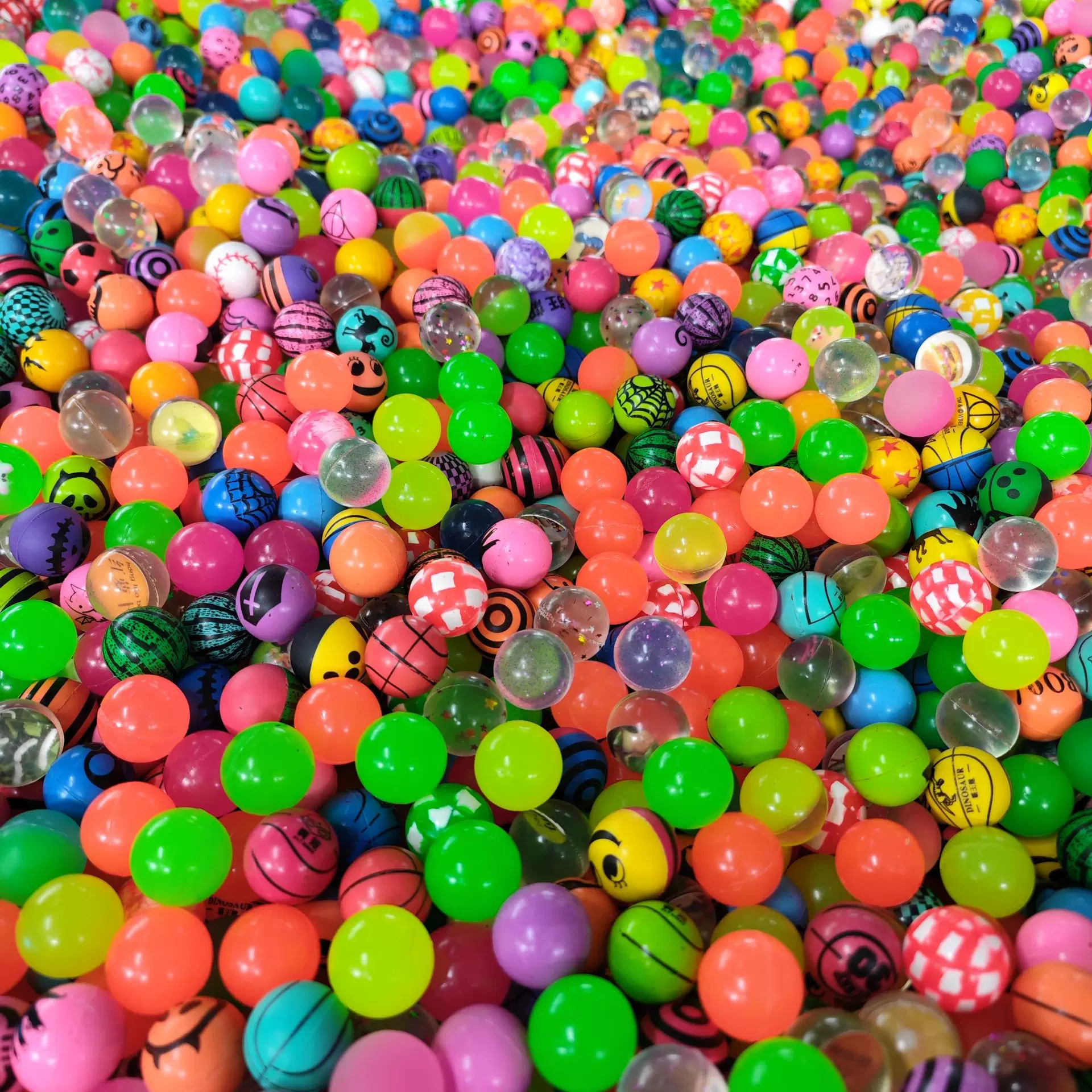 32mm橡胶弹力球扭蛋机专用弹跳球扭蛋球玩具全好弹力球新款跳跳球