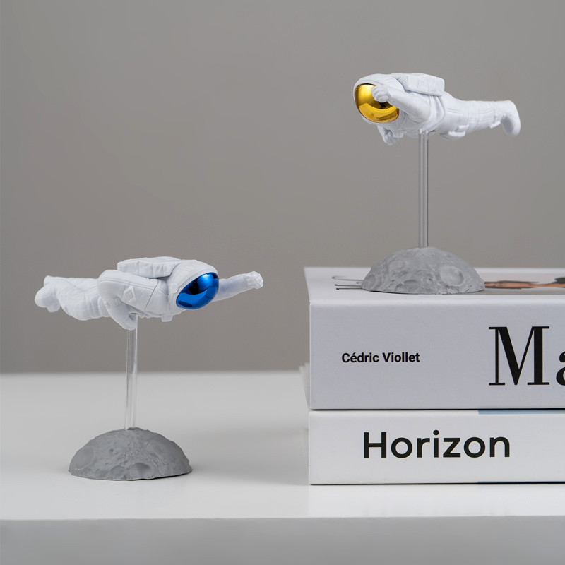Car Ornament Indoor Astronaut Decorative Item Car Space Astronaut Doll Ornament Car Decor Spaceship Manufacturer Wholesale