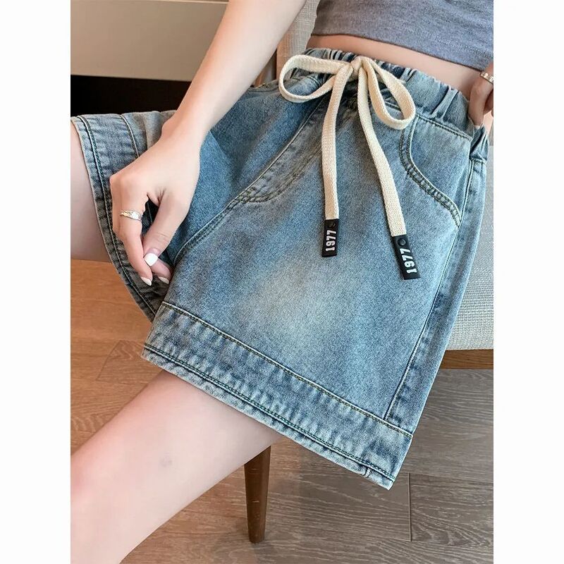 Plus-Size Denim Shorts, Loose High-Waisted Summer Hot Pants for Students, Slimming Women's Clothing, Extra Large Size 200