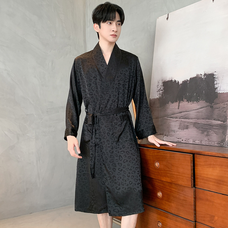 High-End Nightgown for Men Spring and Autum Ice Silk Satin 2025 New Bathrobe Bathrobe Men's Thin Autum and Winter Home Clothes