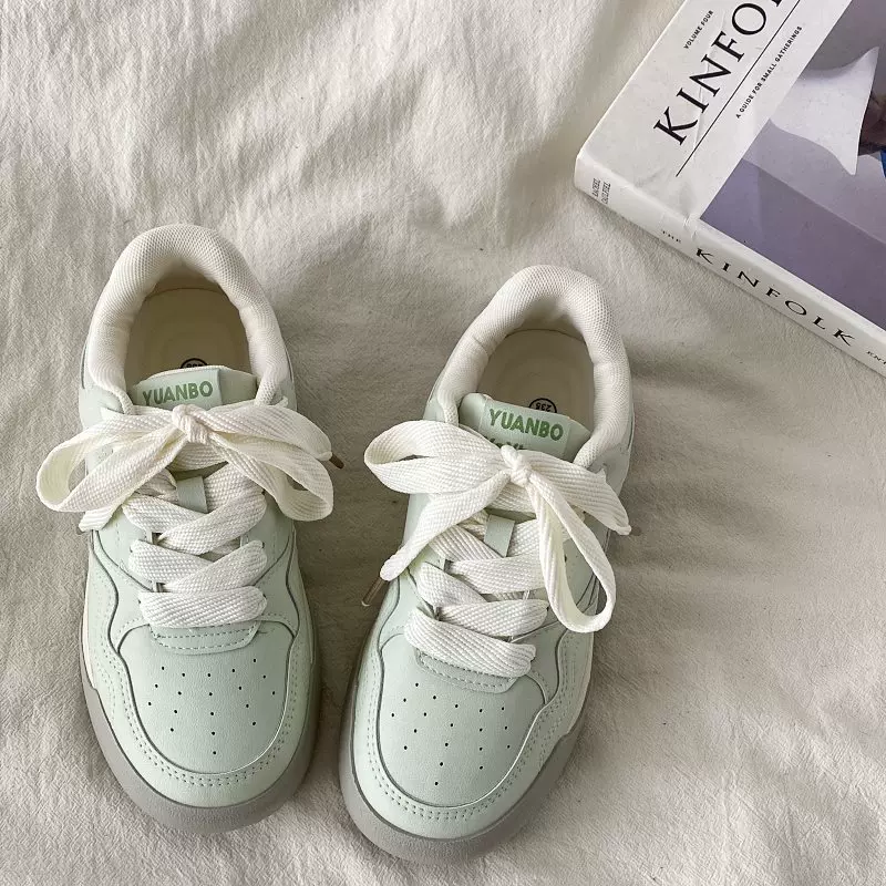 Кроссовки дизайна small mentha?