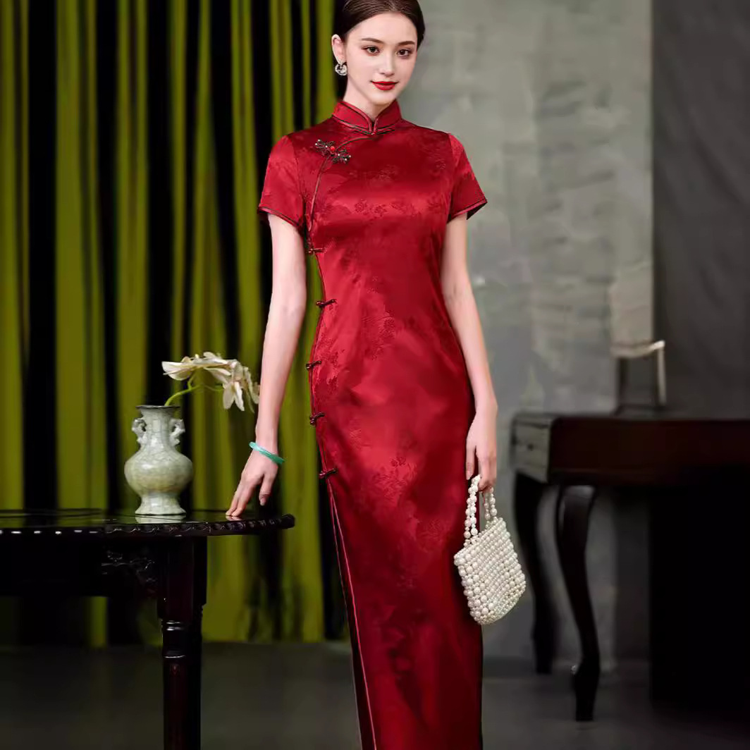 Elite silk elegant cheongsam
