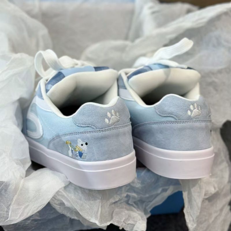 Temporada 2026 nuevos zapatos de skate casuales variados zapatos blancos para mujeres de alto valor original de estilo de campus zapatos de pan de moda