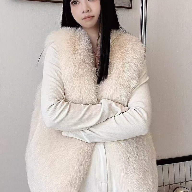 Imitation Fox Fur Vest for Women, Stylish and Trendy, New Autumn and Winter Short Vest, Slimming Waistcoat