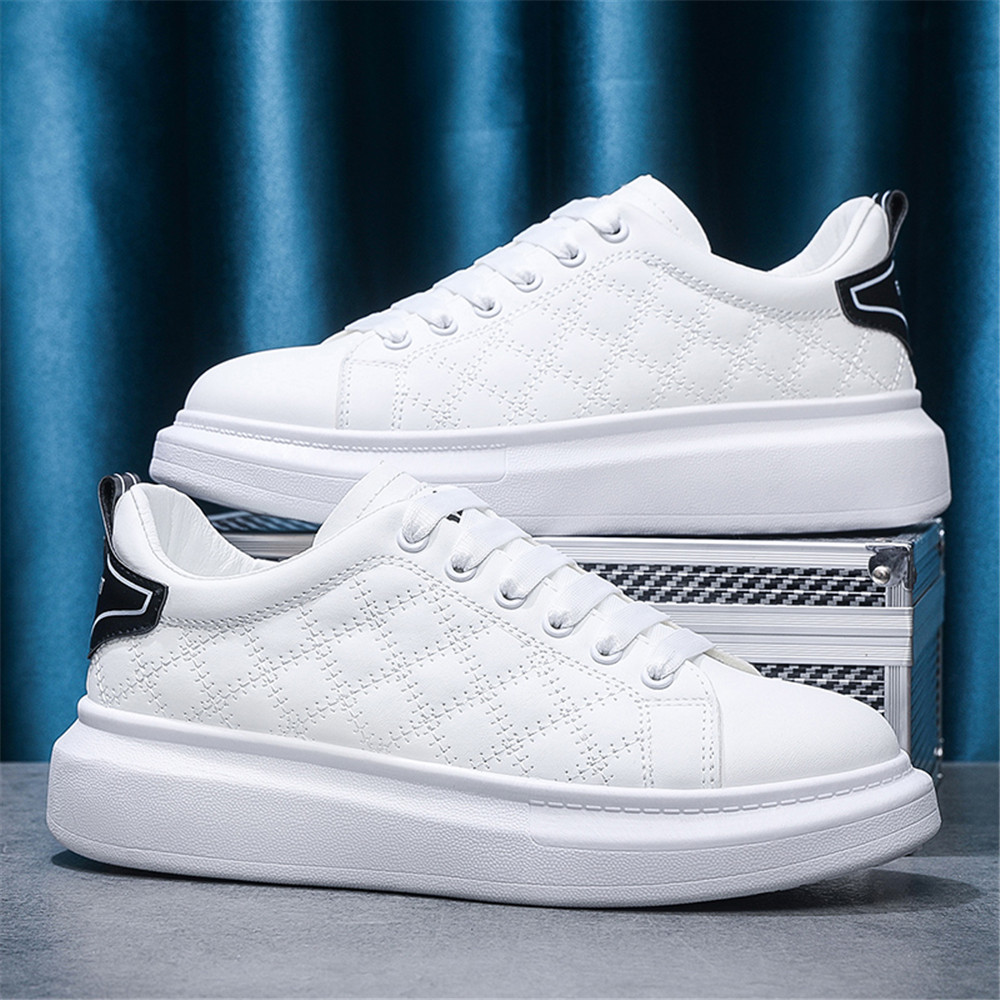 2023 été nouveaux hommes Mc Queen baskets étudiant respirant plate-forme booster chaussures pour hommes polyvalent à la mode blanc chaussures_voghion.com