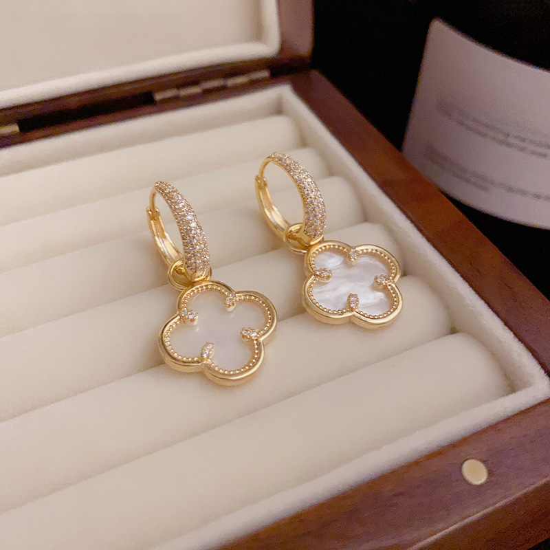 Reprehenderit qui in ea