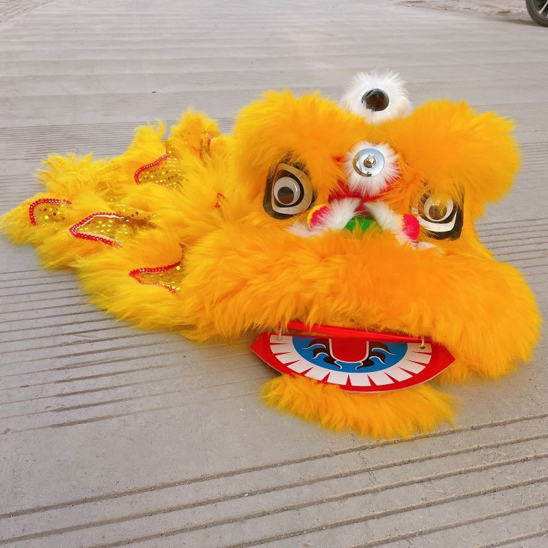 Children's trousers, props, lion